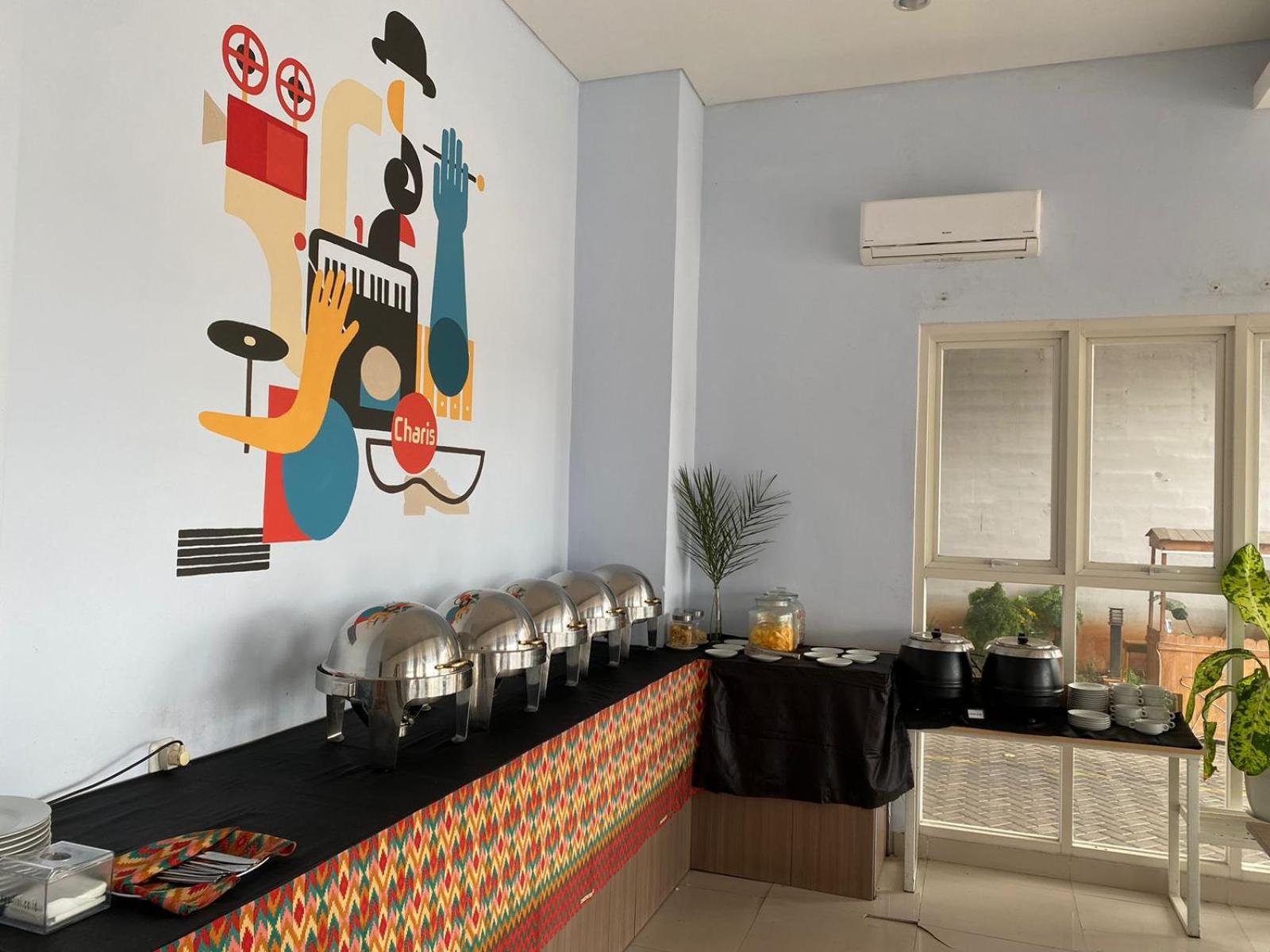 Votel Hotel Charis Tuban Tuban  Ngoại thất bức ảnh